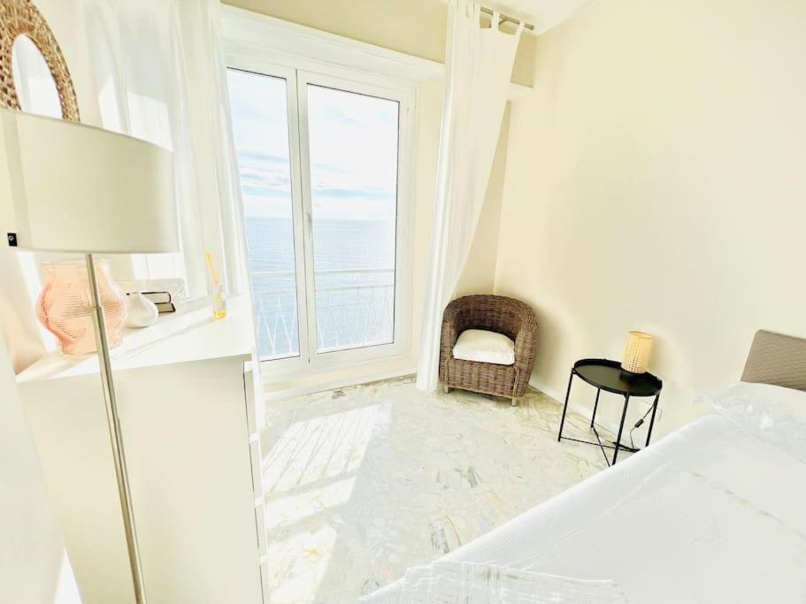Suite Sunset 11 - Fronte Mare Sanremo Eksteriør bilde