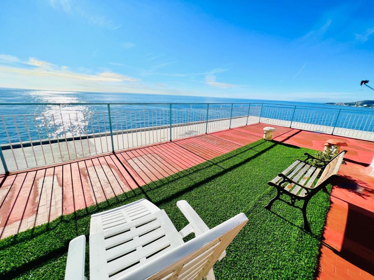 Suite Sunset 11 - Fronte Mare Sanremo Eksteriør bilde
